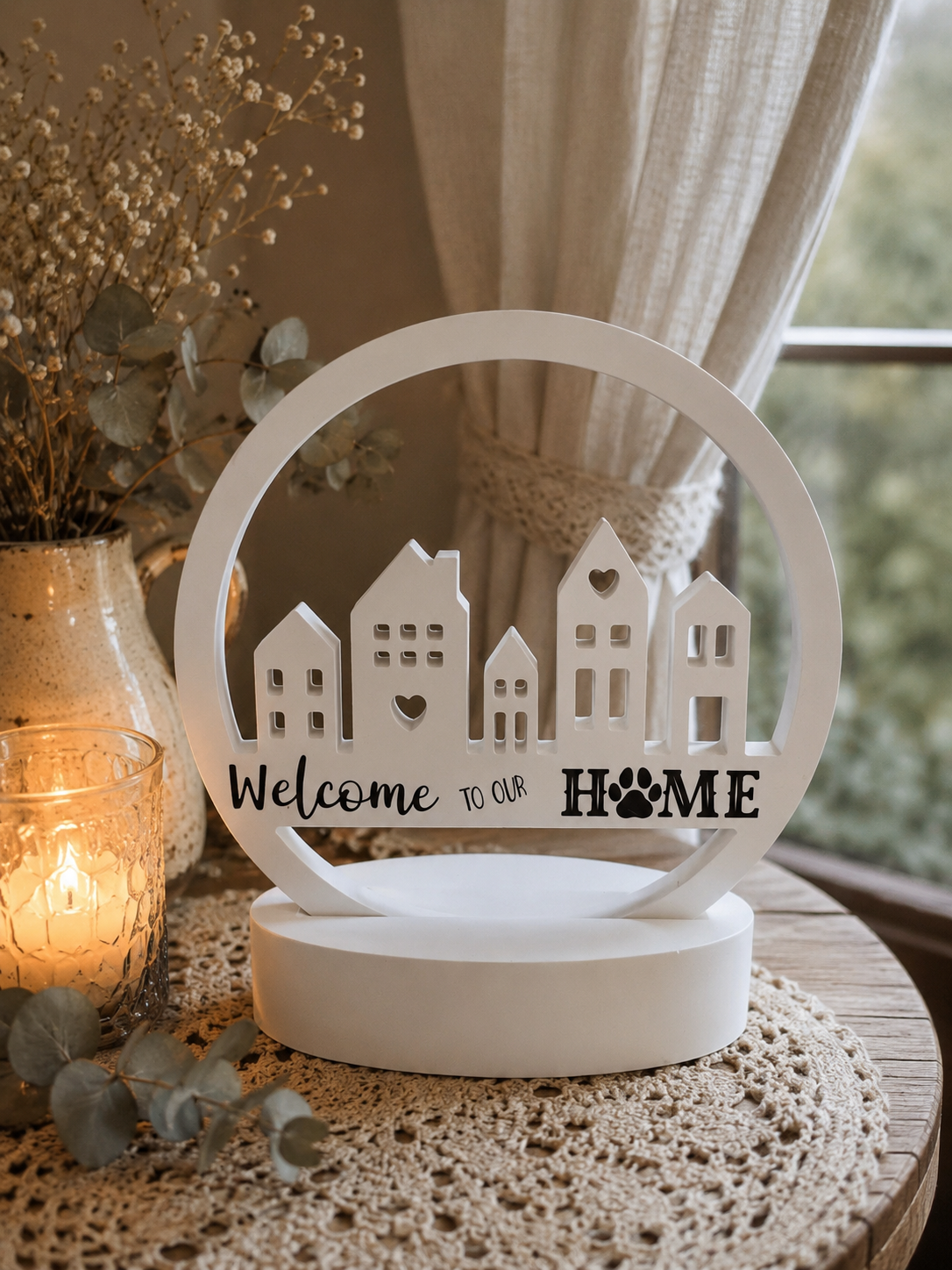 Design-Aufsteller „Welcome to our Home“ – Modernes Wohnaccessoire
